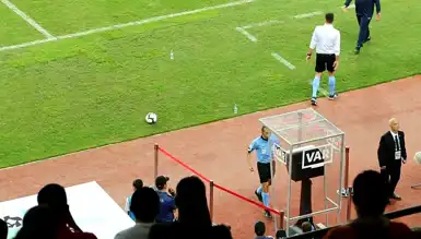 Antalyaspor-Beşiktaş'ta Yabancı VAR Hakemi!