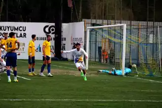 Derincespor, Menemen FK'yı Evinde 3-2 Yendi!