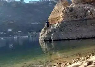Dondurucu Havada Baraj Gölüne Atlama!