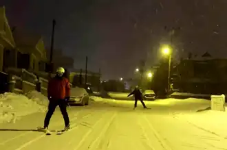 Erzurum'da Sokaklar Kayak Pisti Oldu!