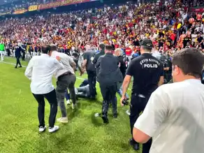 Göztepe Yöneticisine Ali Koç'u İtme Cezası