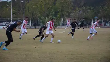 Süper Amatör Lig'de Zirve Mücadelesi: Deplasman Takımı Kazanıyor!
