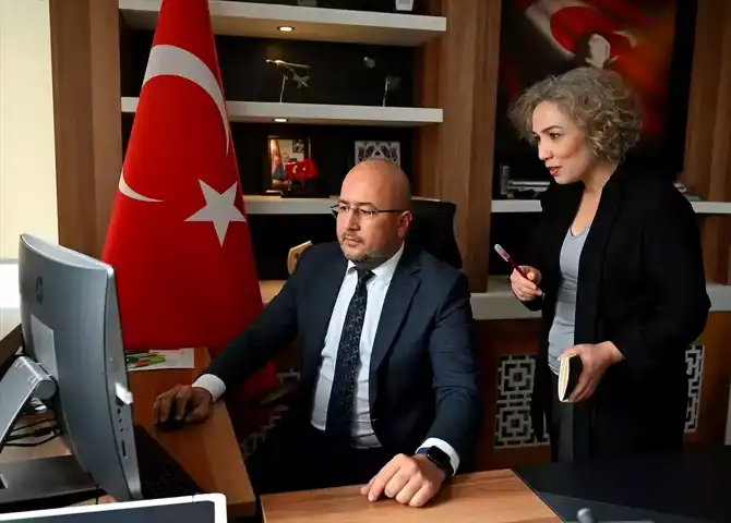 Baştor, AA'nın 2024 Yılın En İyi Fotoğraflarını Seçti