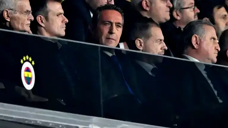 Fenerbahçe'de Ali Koç İstifa Çağrıları Arttı