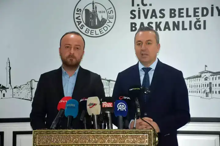 Sivas Belediyesi Otoparklarını Sivasspor'a Verdi